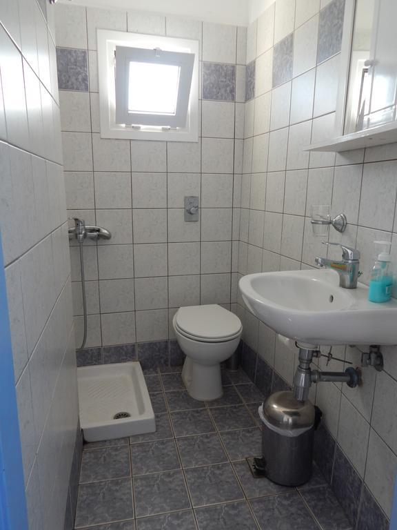 Akti Pension Ágios Kírykos Habitación foto